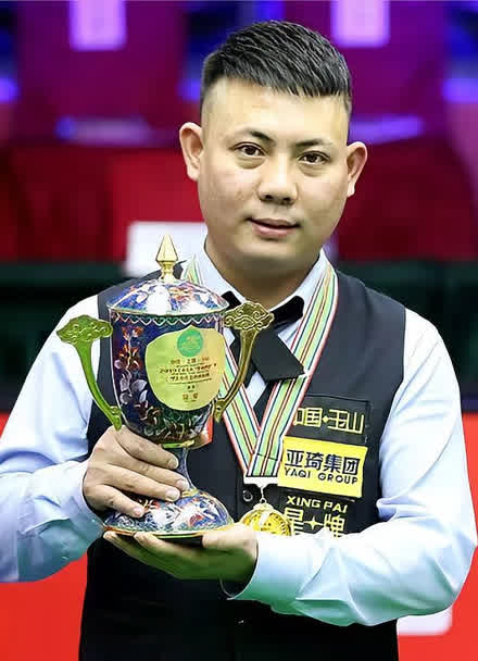 但与冰球 但与冰球