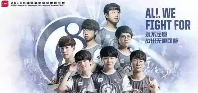 优异表现 优异表现