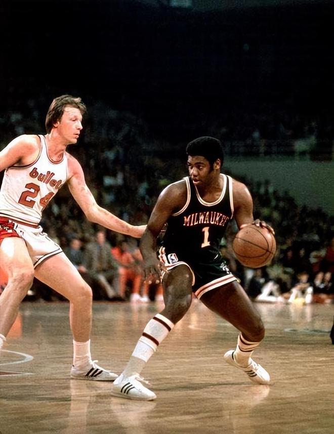 非任人摆布 非任人摆布