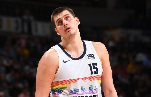 扛起球队 扛起球队